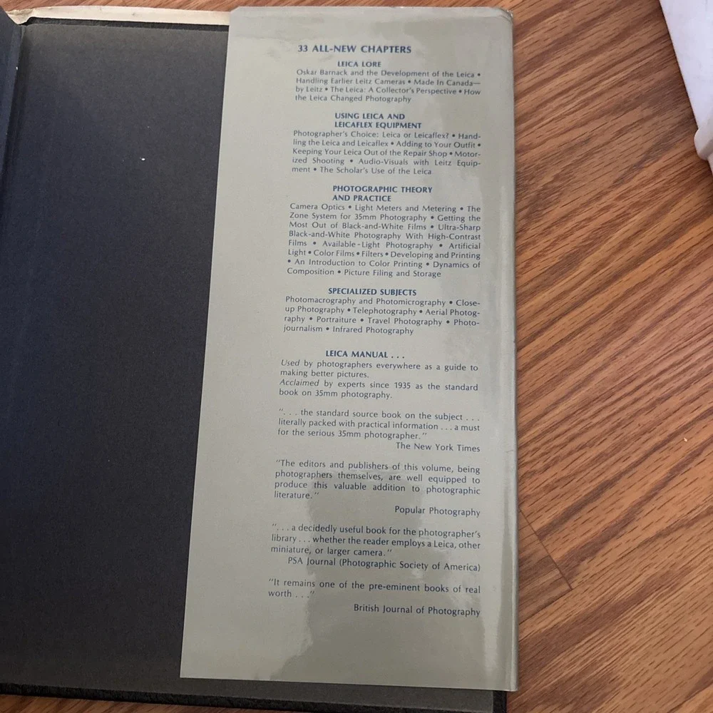 LEICA MANUAL HARDCOVER BOOK 1973 COMPLETE BOOK OF 35MM PHOTOGRAPHY
